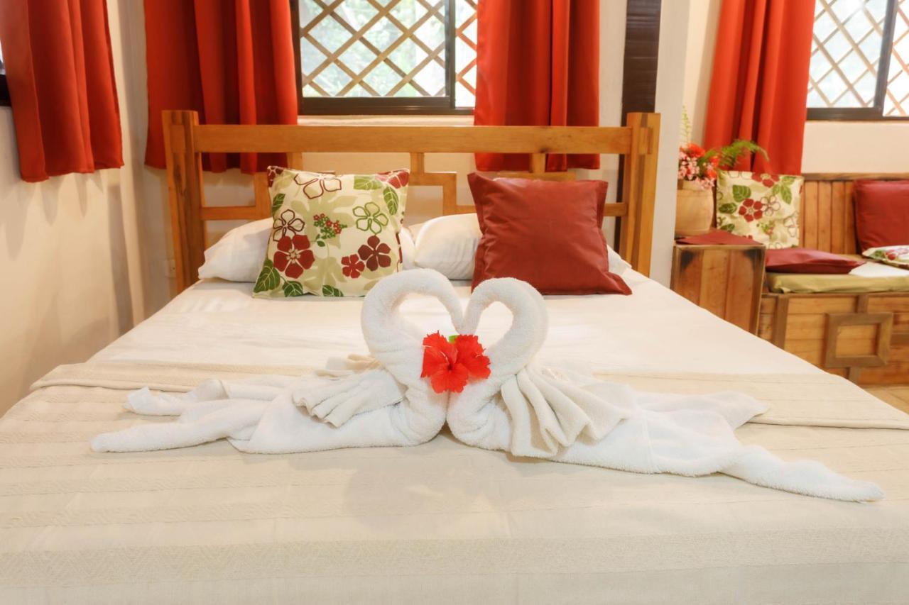 Hotel Casa Merlin Puerto Viejo de Talamanca 外观 照片
