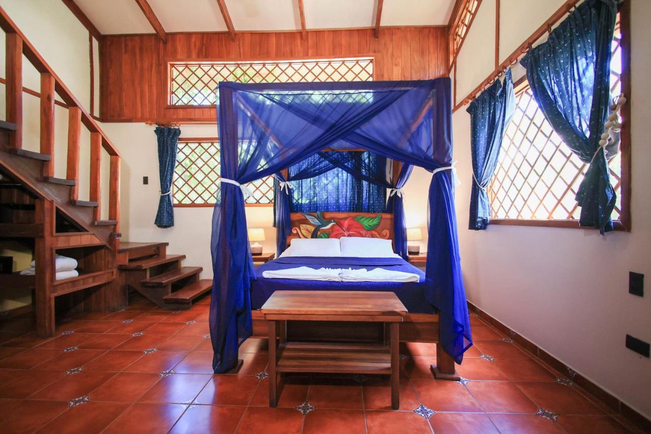Hotel Casa Merlin Puerto Viejo de Talamanca 外观 照片