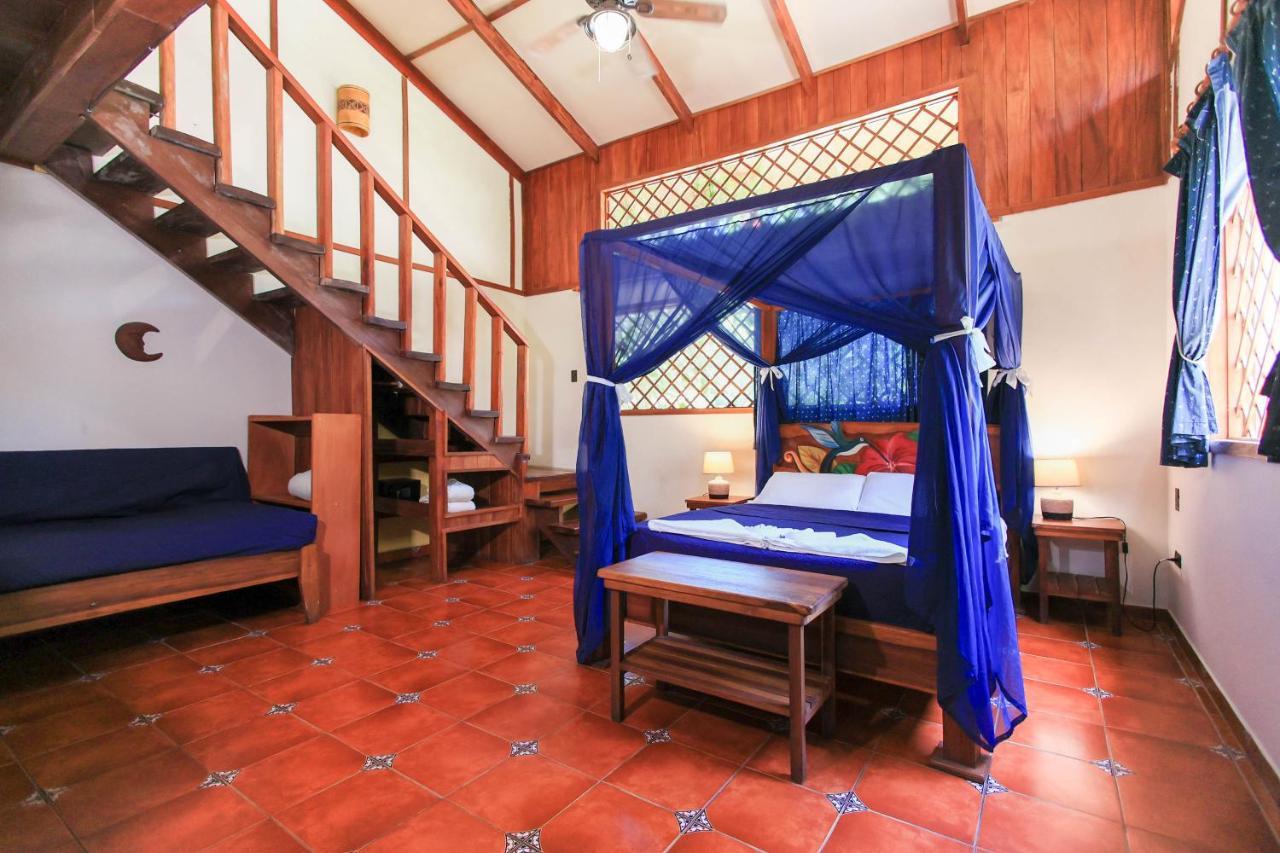 Hotel Casa Merlin Puerto Viejo de Talamanca 外观 照片
